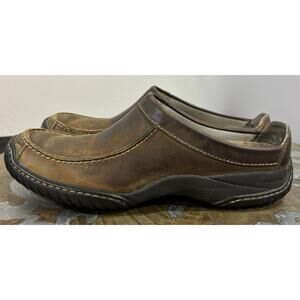 Clarks Brown Leather Slip On Shoes Rugged Casual Comfort Loafers Womens 8